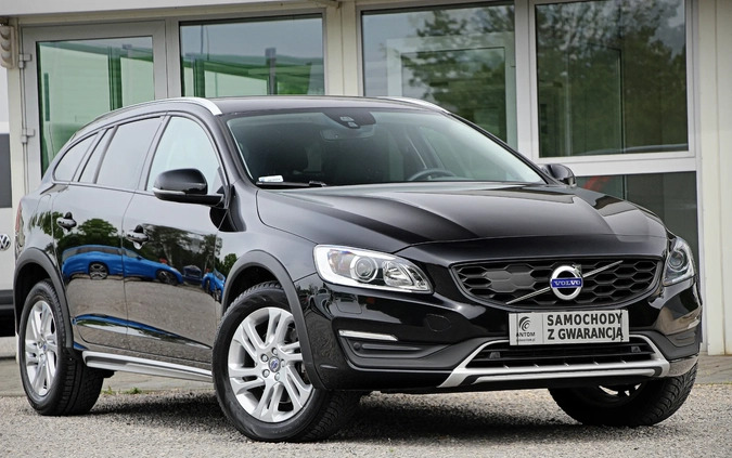 Volvo V60 Cross Country cena 79900 przebieg: 81000, rok produkcji 2018 z Wisła małe 781